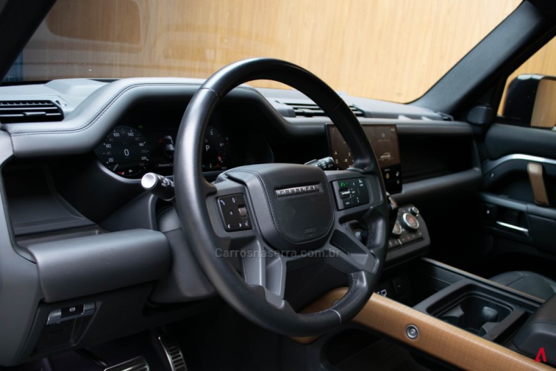 DEFENDER 3.0 D300 110 X MHEV 20V HÍBRIDO 4P AUTOMÁTICO - 2023 - GARIBALDI