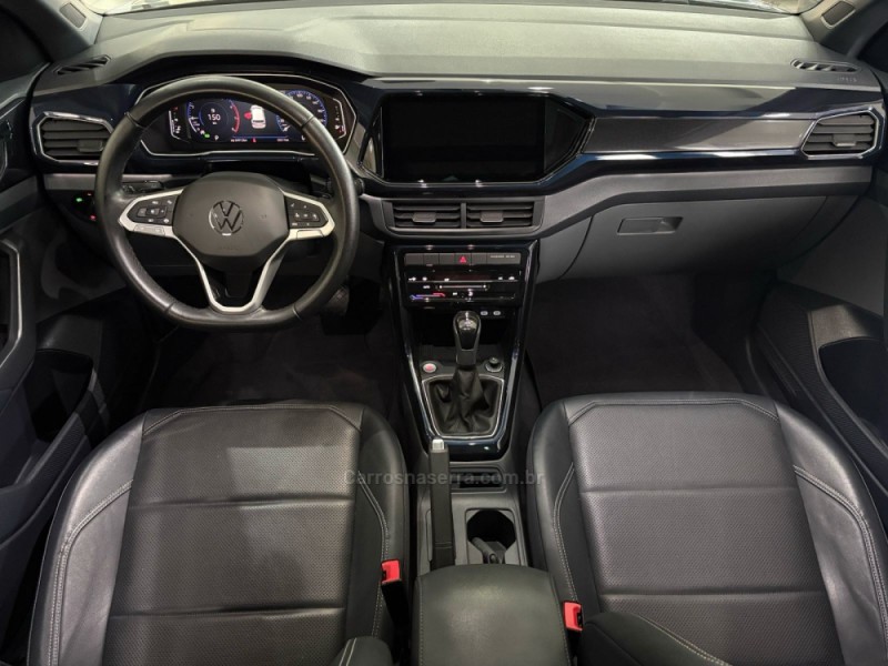 T-CROSS 1.0 COMFORTLINE TSI FLEX 4P AUTOMÁTICO - 2024 - NOVO HAMBURGO