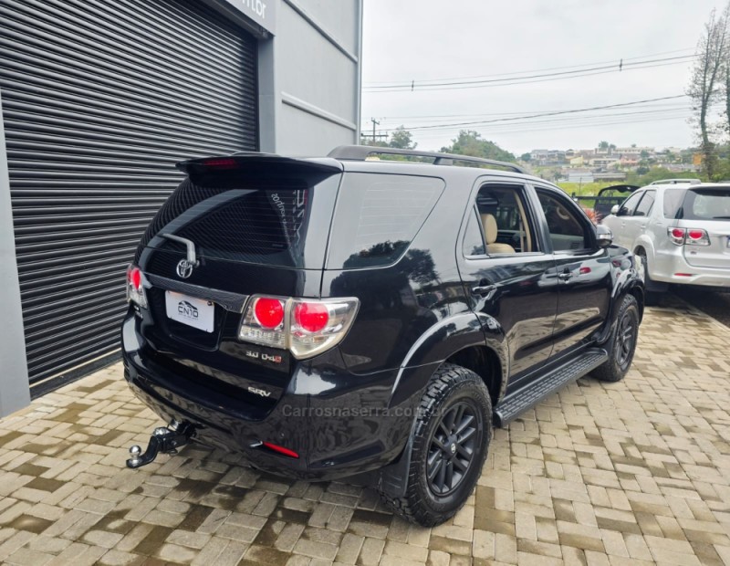 HILUX SW4 3.0 SRV 4X4 16V TURBO INTERCOOLER DIESEL 4P AUTOMÁTICO - 2013 - LAJEADO