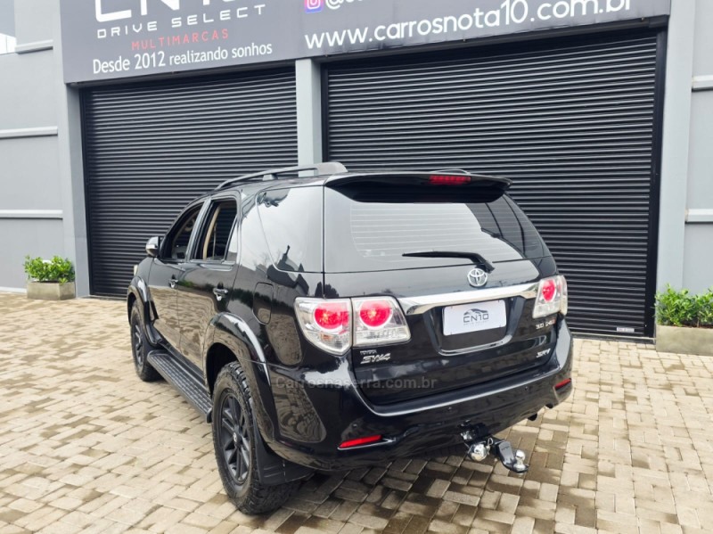 HILUX SW4 3.0 SRV 4X4 16V TURBO INTERCOOLER DIESEL 4P AUTOMÁTICO - 2013 - LAJEADO