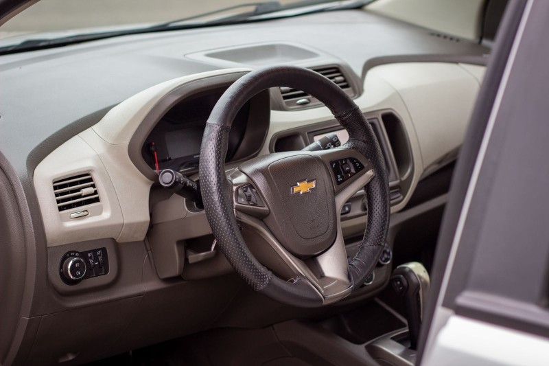 SPIN 1.8 LTZ 8V FLEX 4P AUTOMÁTICO - 2014 - SãO SEBASTIãO DO CAí
