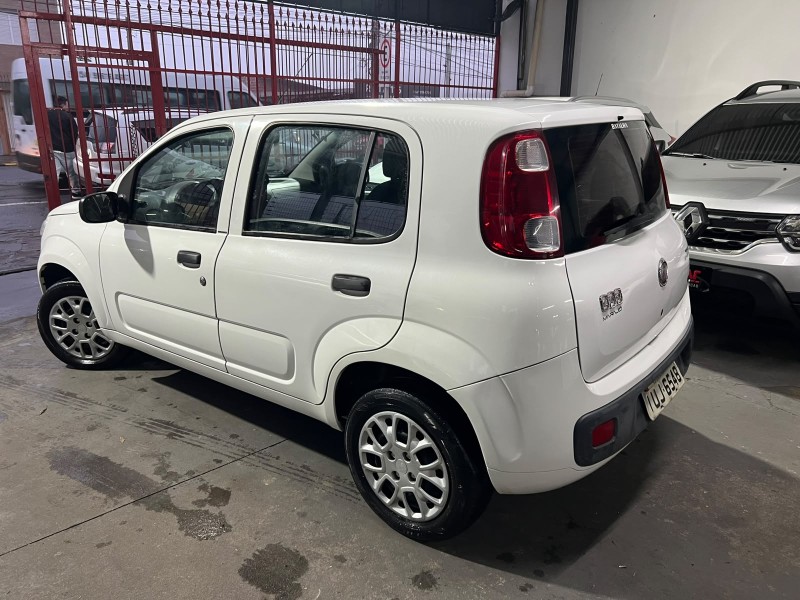 UNO 1.0 EVO VIVACE 8V FLEX 4P MANUAL - 2014 - CAXIAS DO SUL