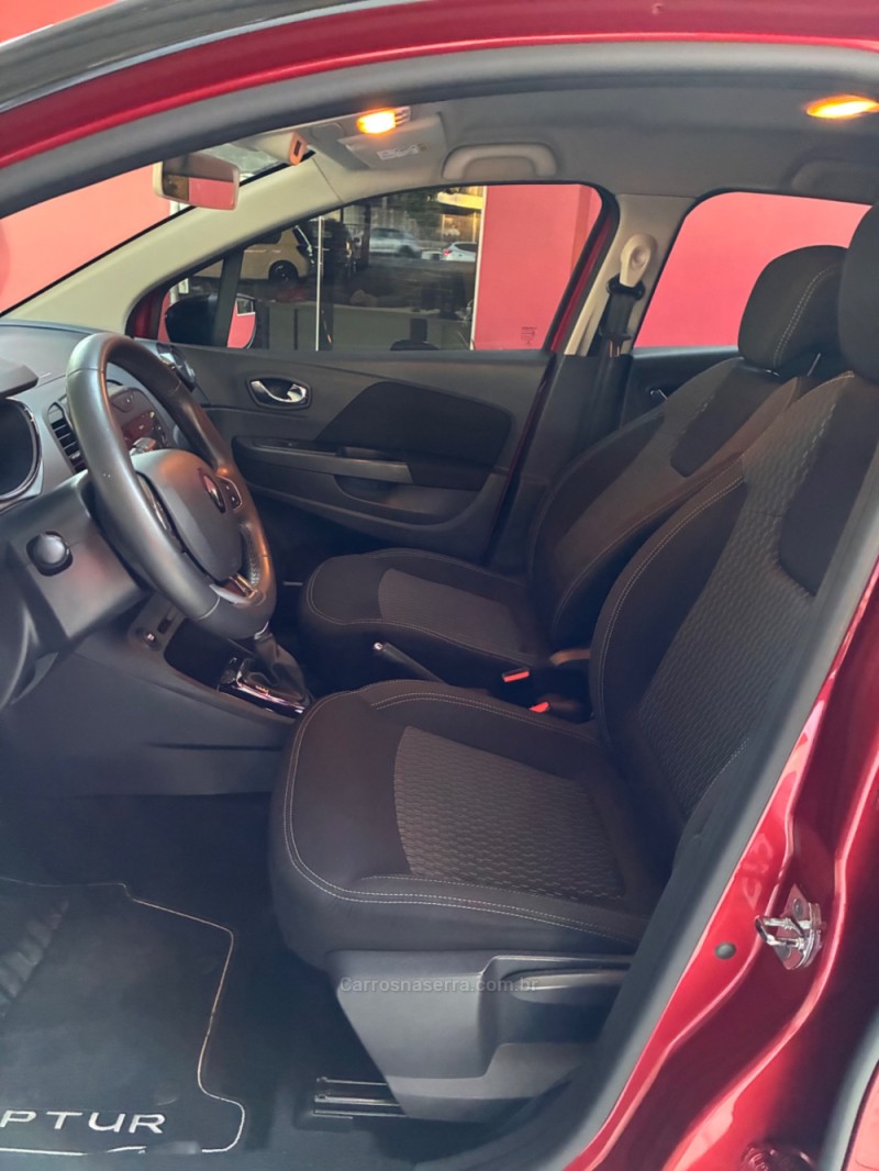 CAPTUR 1.6 16V FLEX INTENSE AUTOMÁTICO - 2019 - CAXIAS DO SUL