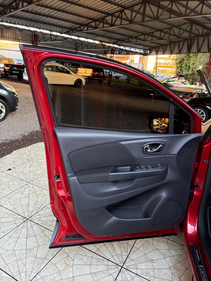 CAPTUR 1.6 16V FLEX INTENSE AUTOMÁTICO - 2019 - CAXIAS DO SUL