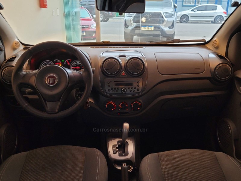 PALIO 1.6 MPI ESSENCE 16V FLEX 4P AUTOMATIZADO - 2013 - CANELA