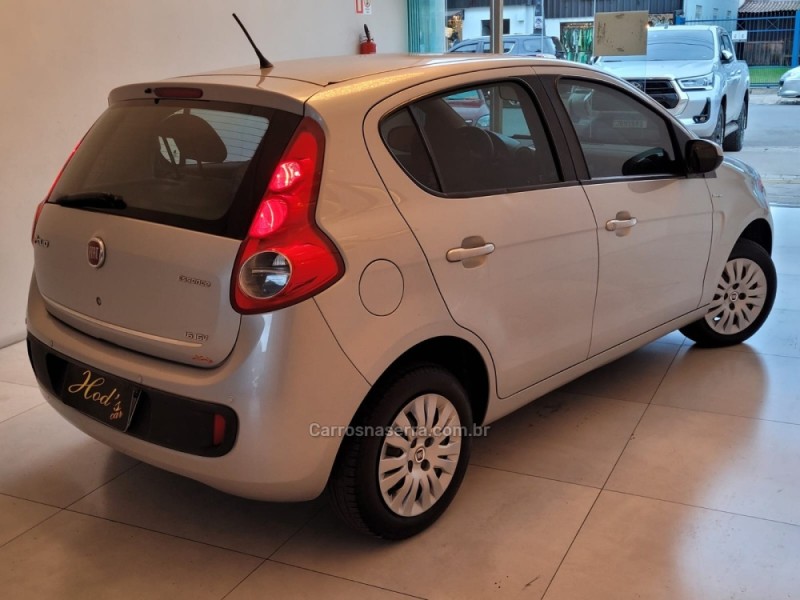PALIO 1.6 MPI ESSENCE 16V FLEX 4P AUTOMATIZADO - 2013 - CANELA
