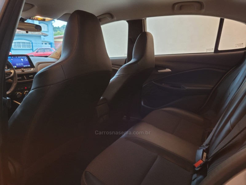 ONIX 1.0 LTZ 12V TURBO FLEX 4P AUTOMÁTICO - 2025 - CANELA