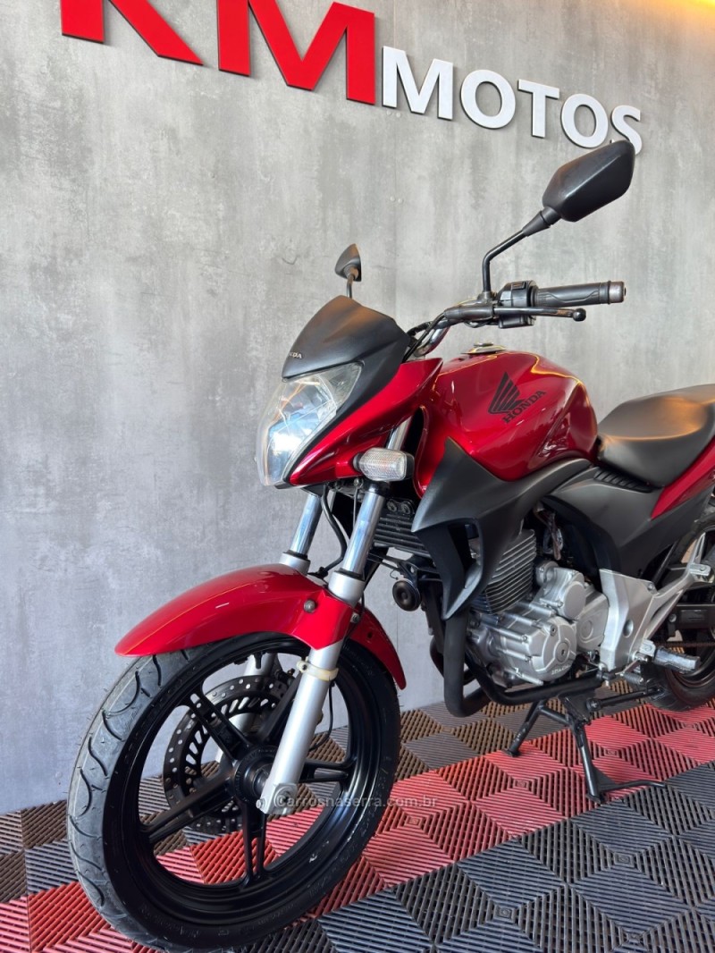 CB 300R  - 2012 - PORTãO
