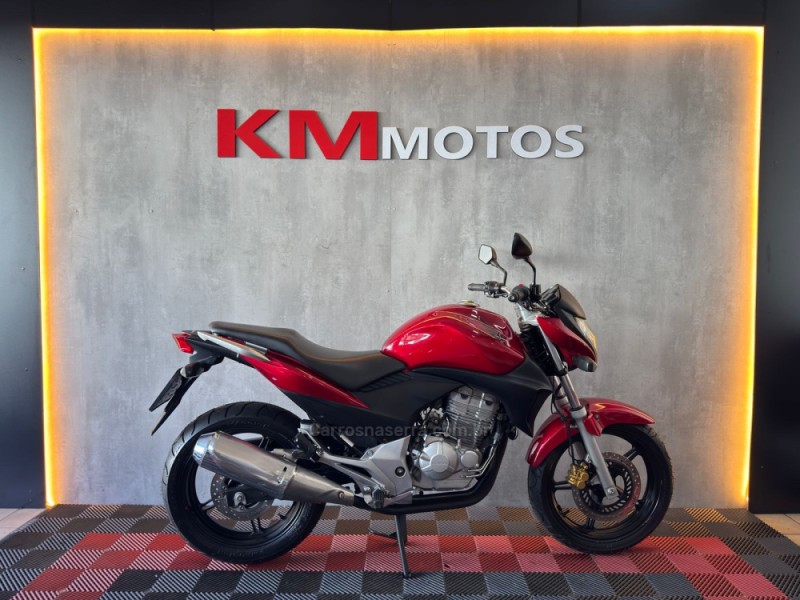 CB 300R  - 2012 - PORTãO