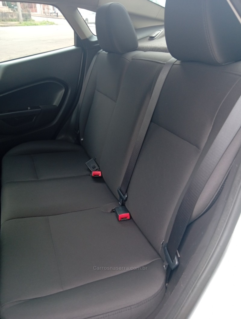 FIESTA 1.6 SE SEDAN 16V FLEX 4P MANUAL - 2011 - PASSO FUNDO