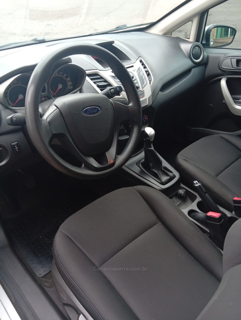 FIESTA 1.6 SE SEDAN 16V FLEX 4P MANUAL - 2011 - PASSO FUNDO