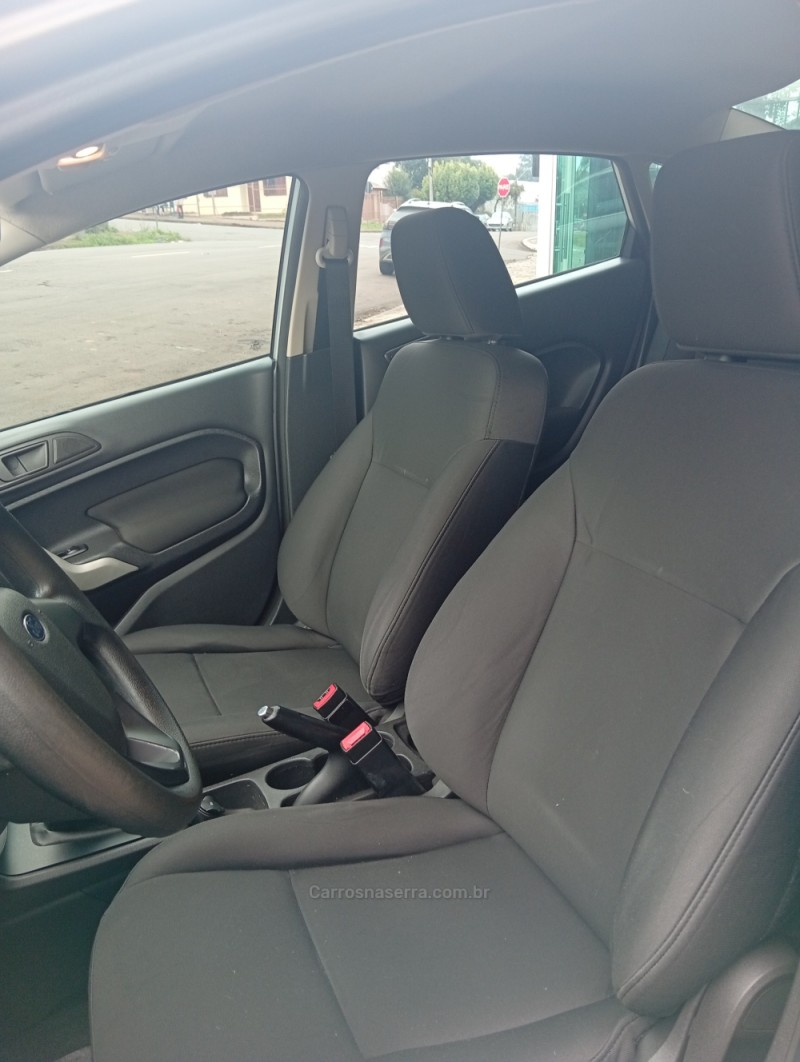 FIESTA 1.6 SE SEDAN 16V FLEX 4P MANUAL - 2011 - PASSO FUNDO