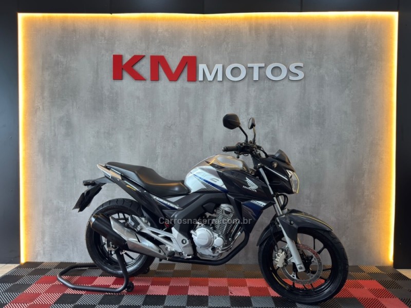 CB 250F TWISTER CBS