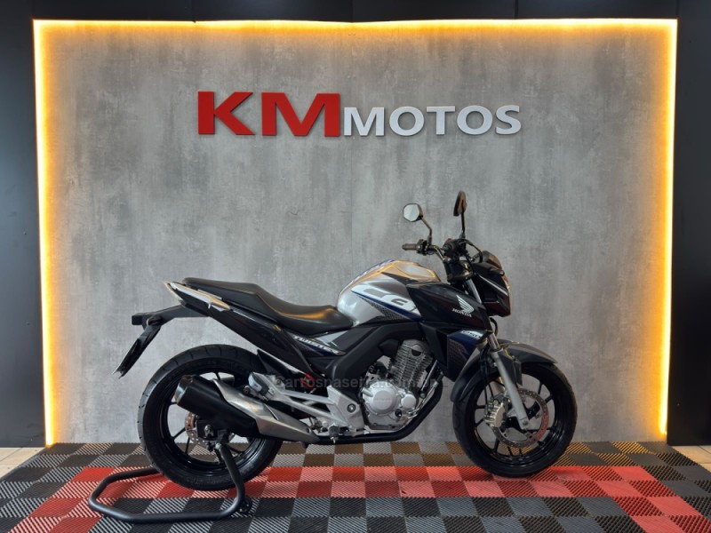 CB 250F TWISTER CBS - 2020 - PORTãO