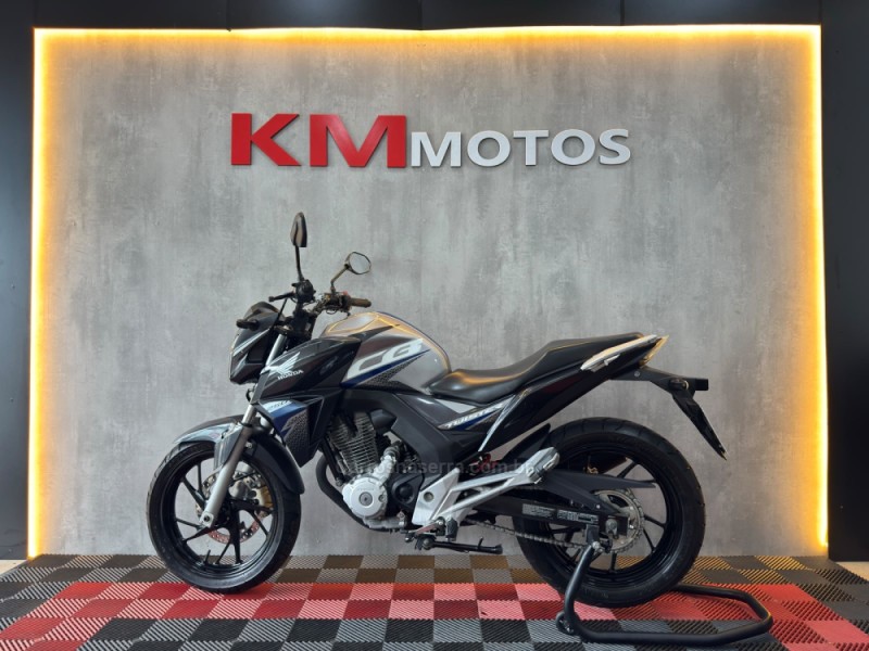 CB 250F TWISTER CBS - 2020 - PORTãO