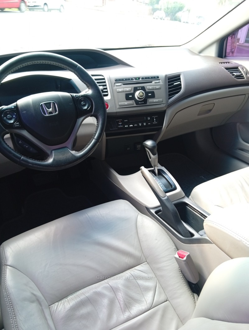 CIVIC 1.8 LXS 16V FLEX 4P AUTOMÁTICO - 2014 - PASSO FUNDO