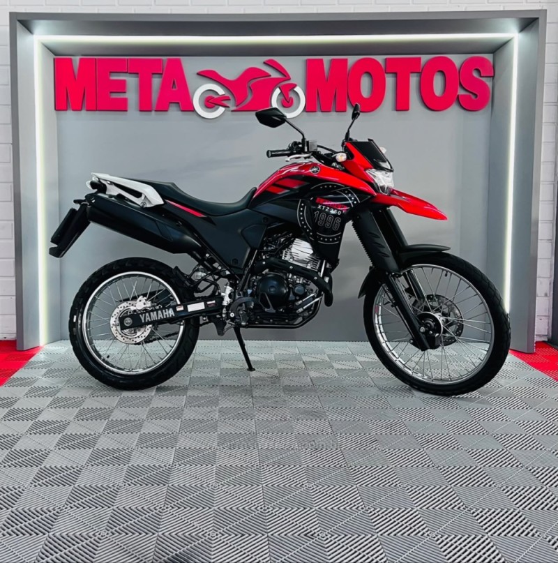 XTZ 250 LANDER