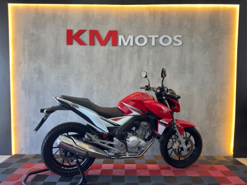 CB 250F TWISTER CBS - 2017 - PORTãO