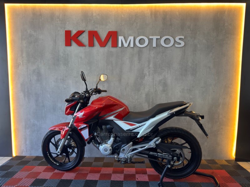 CB 250F TWISTER CBS - 2017 - PORTãO