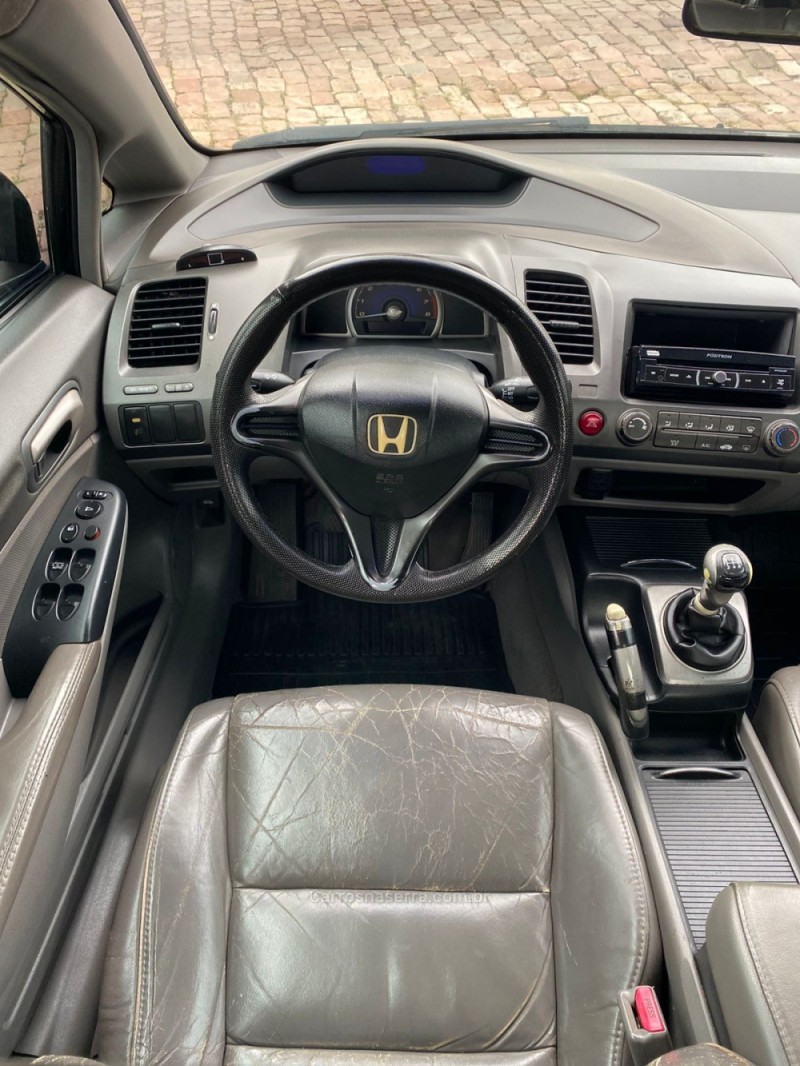 CIVIC 1.6 LX 16V GASOLINA 4P MANUAL - 2008 - VENâNCIO AIRES