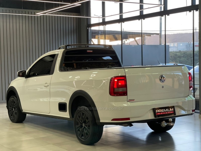 SAVEIRO 1.6 MI TRENDLINE CS 8V FLEX 2P MANUAL - 2022 - DOIS IRMãOS