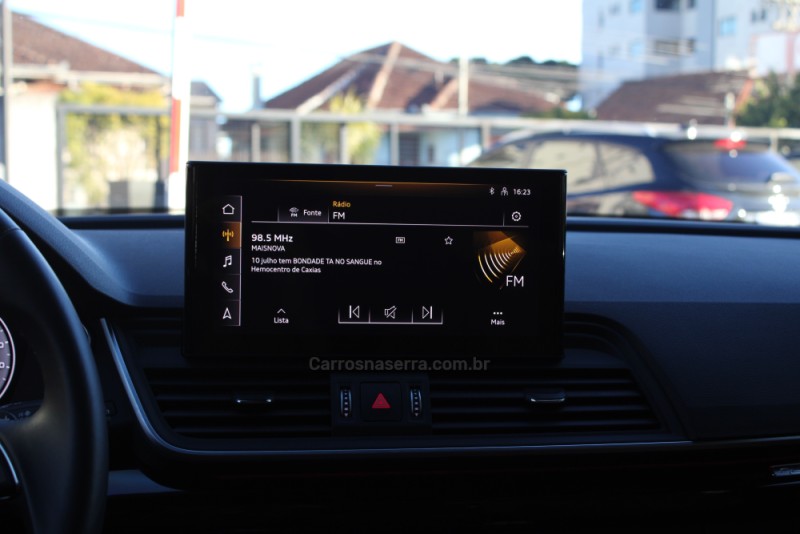 Q5 2.0 TFSI S LINE BLACK QUATTRO S TRONIC GASOLINA 4P - 2024 - CAXIAS DO SUL