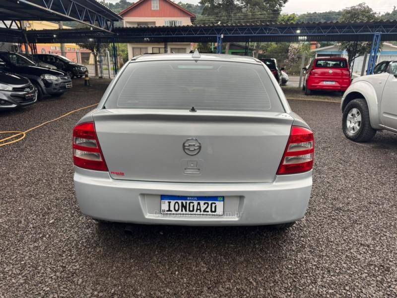 ASTRA 2.0 MPFI ADVANTAGE 8V FLEX 4P MANUAL - 2008 - IGREJINHA