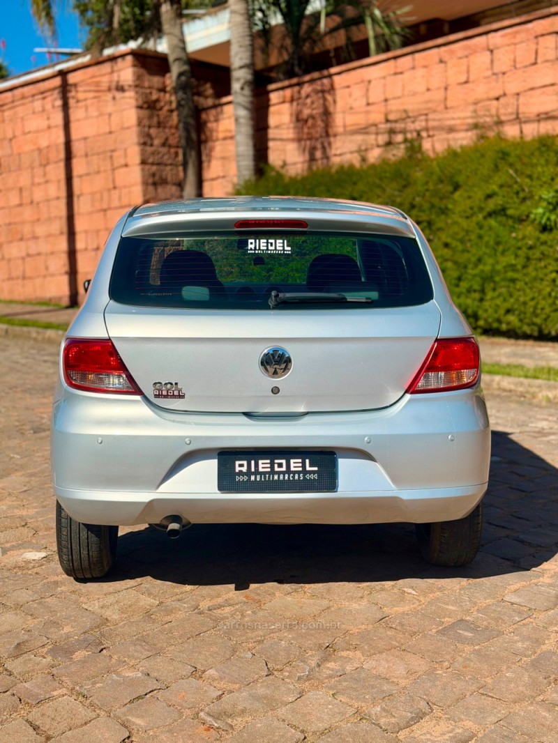 GOL 1.0 MI 8V FLEX 4P MANUAL - 2010 - VENâNCIO AIRES
