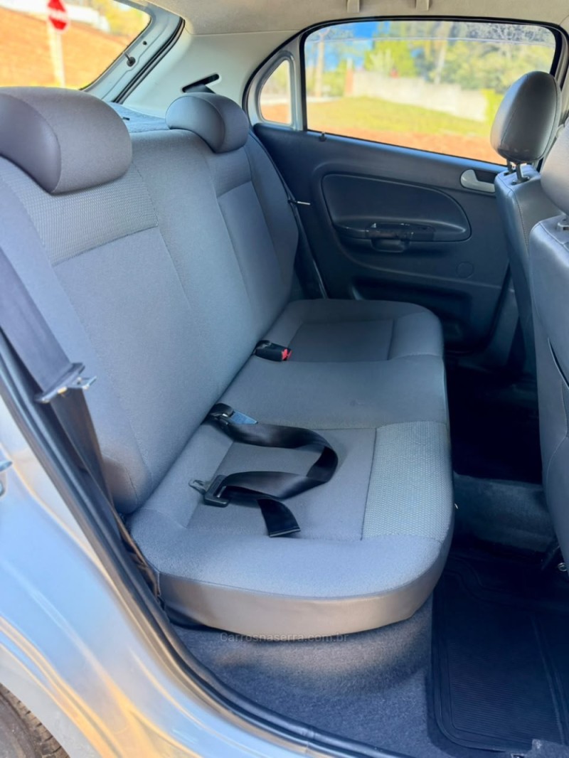 GOL 1.0 MI 8V FLEX 4P MANUAL - 2010 - VENâNCIO AIRES