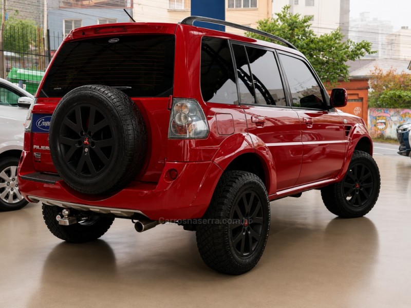 PAJERO TR4 2.0 4X4 16V 140CV FLEX 4P AUTOMÁTICO - 2010 - CAXIAS DO SUL