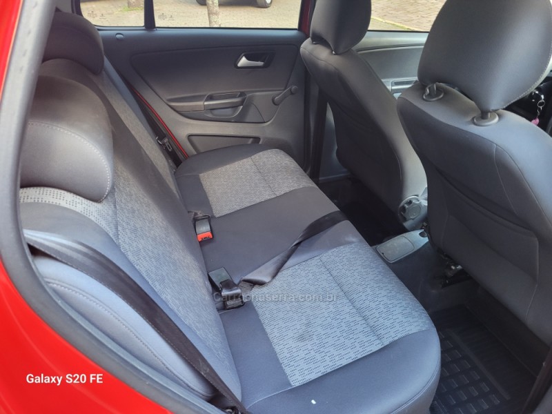 FOX 1.0 MI 8V FLEX 4P MANUAL - 2014 - NOVA PRATA