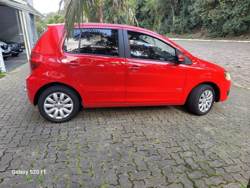 FOX 1.0 MI 8V FLEX 4P MANUAL - 2014 - NOVA PRATA