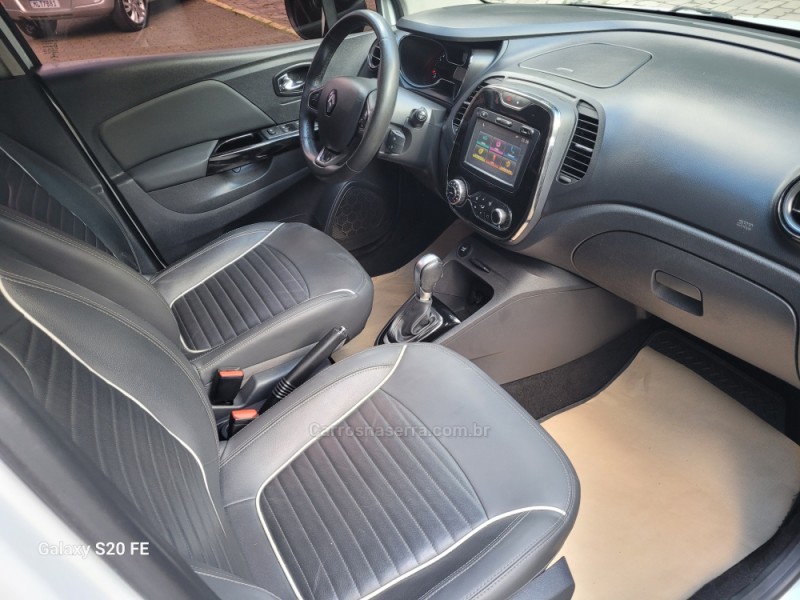 CAPTUR 1.6 16V FLEX INTENSE AUTOMÁTICO - 2019 - NOVA PRATA