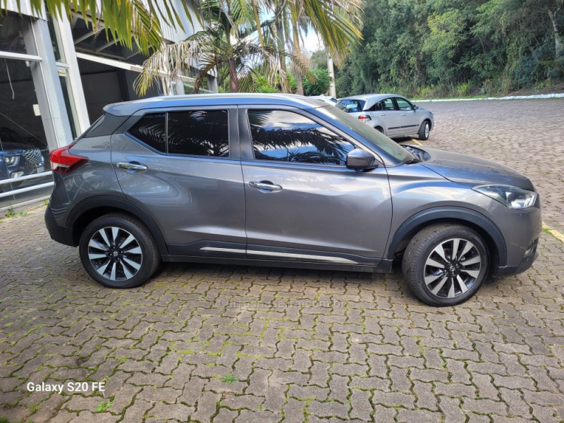 KICKS 1.6 16V FLEX SL 4P XTRONIC - 2019 - NOVA PRATA