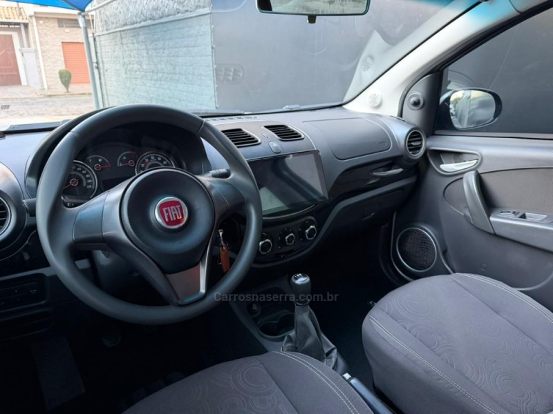 GRAND SIENA 1.4 MPI ATTRACTIVE 8V FLEX 4P MANUAL - 2018 - ESTâNCIA VELHA