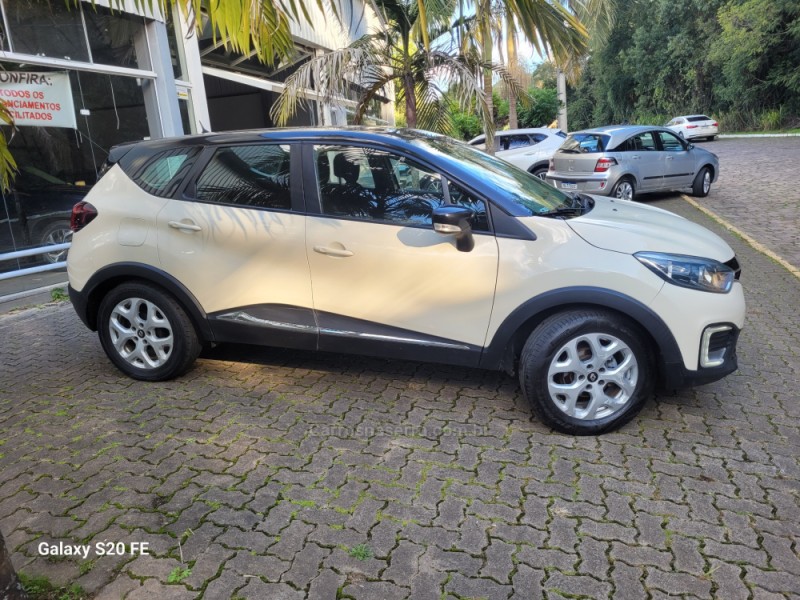 CAPTUR 1.6 LIFE 16V FLEX 4P AUTOMÁTICO - 2019 - NOVA PRATA