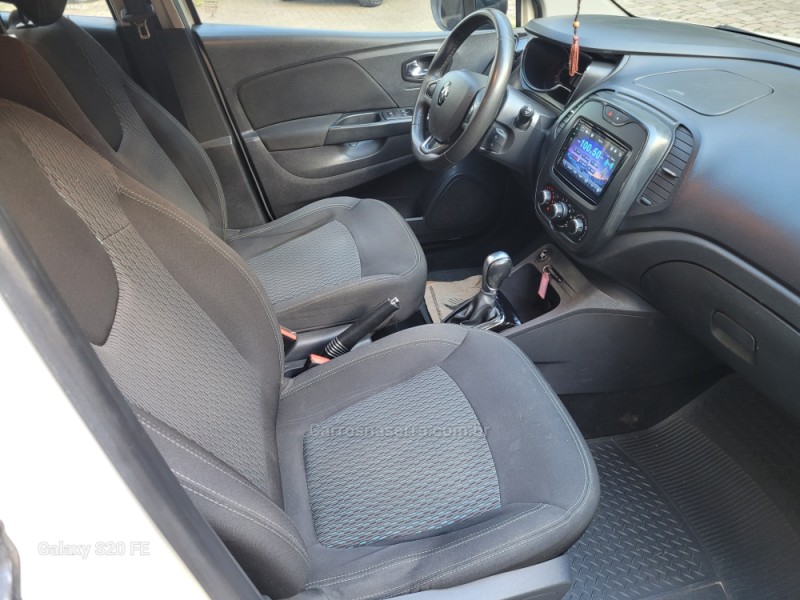 CAPTUR 1.6 LIFE 16V FLEX 4P AUTOMÁTICO - 2019 - NOVA PRATA