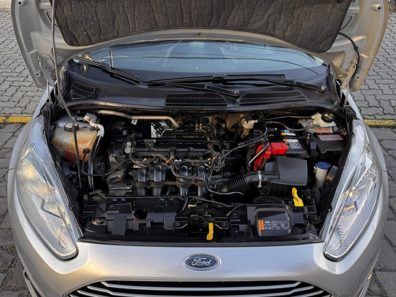 FIESTA 1.6 SE HATCH 16V FLEX 4P AUTOMÁTICO - 2015 - CAXIAS DO SUL