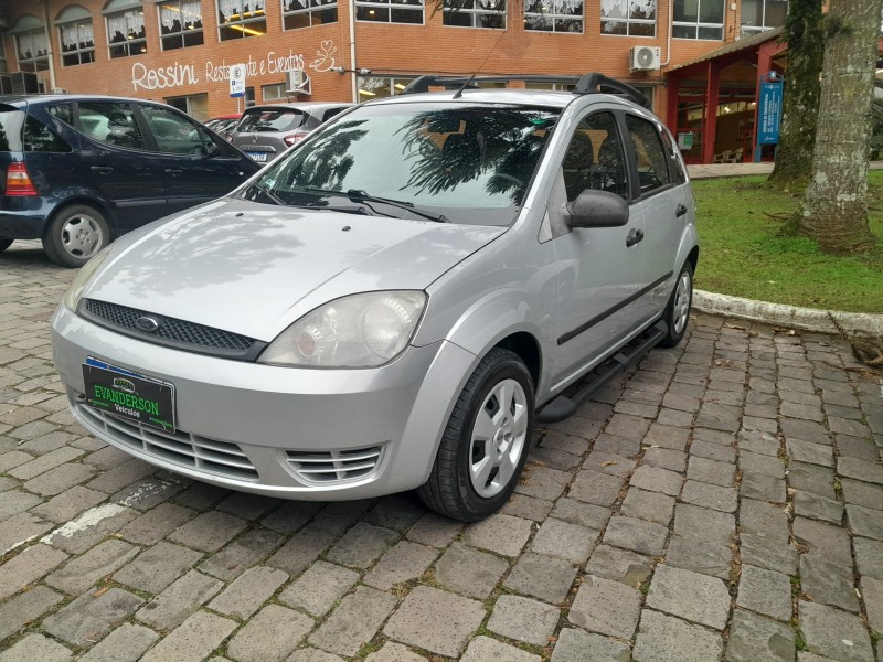 fiesta 1.0 rocam hatch 8v flex 4p manual 2007 caxias do sul