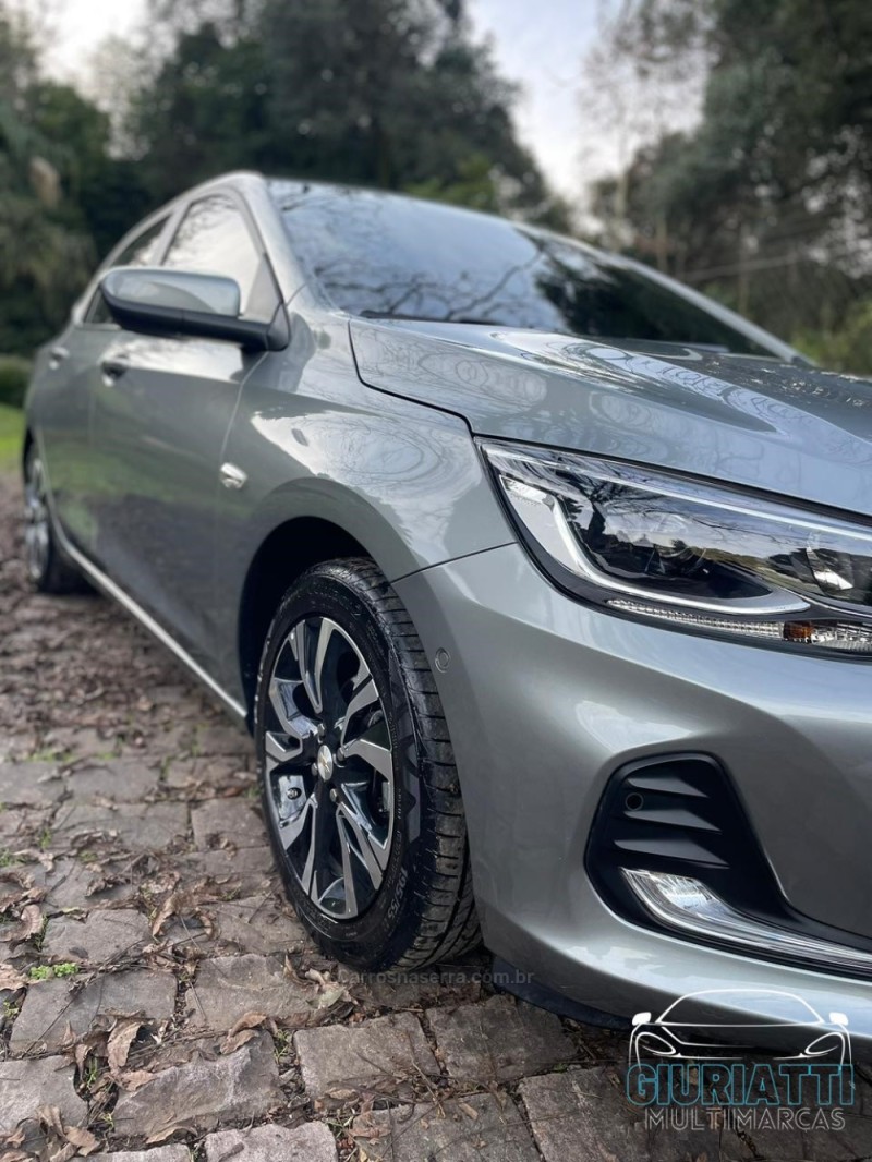ONIX 1.0	PREMIER PLUS 12V TURBO FLEX 4P AUTOMÁTICO