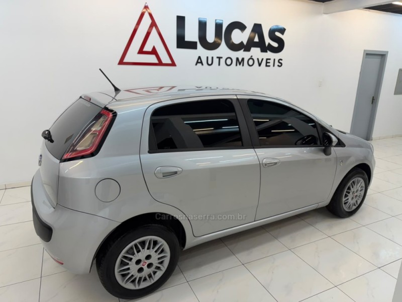 PUNTO 1.4 ATTRACTIVE ITALIA 8V FLEX 4P MANUAL - 2013 - BOM RETIRO DO SUL