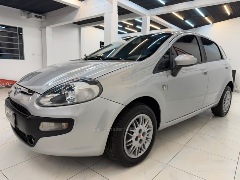 PUNTO 1.4 ATTRACTIVE ITALIA 8V FLEX 4P MANUAL - 2013 - BOM RETIRO DO SUL