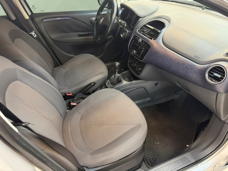 PUNTO 1.4 ATTRACTIVE ITALIA 8V FLEX 4P MANUAL - 2013 - BOM RETIRO DO SUL
