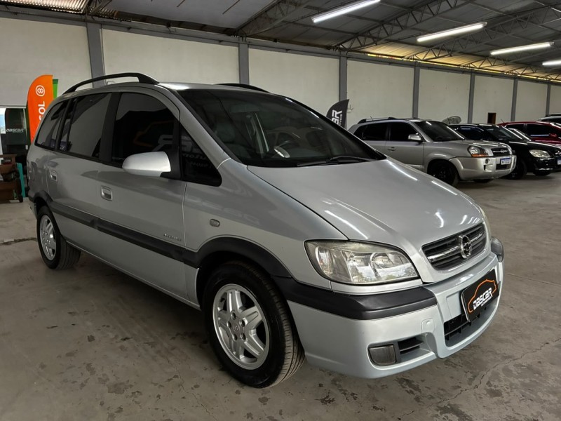 ZAFIRA 2.0 MPFI ELEGANCE 16V GASOLINA 4P AUTOMÁTICO - 2005 - BOM PRINCíPIO
