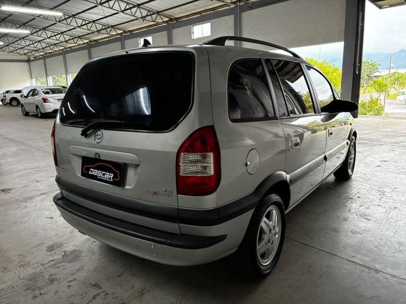 ZAFIRA 2.0 MPFI ELEGANCE 16V GASOLINA 4P AUTOMÁTICO - 2005 - BOM PRINCíPIO