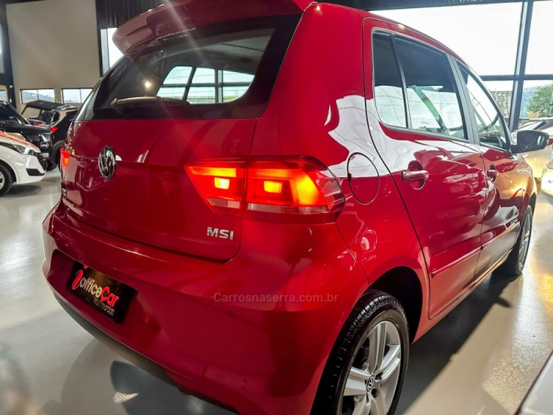 FOX 1.6 COMFORTLINE 8V FLEX 4P MANUAL - 2016 - TRêS COROAS