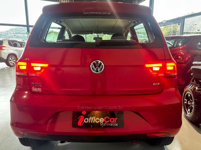 FOX 1.6 COMFORTLINE 8V FLEX 4P MANUAL - 2016 - TRêS COROAS