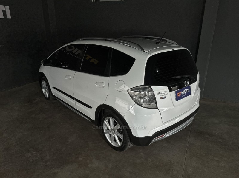 FIT 1.5 TWIST 16V FLEX 4P AUTOMÁTICO - 2014 - MUçUM
