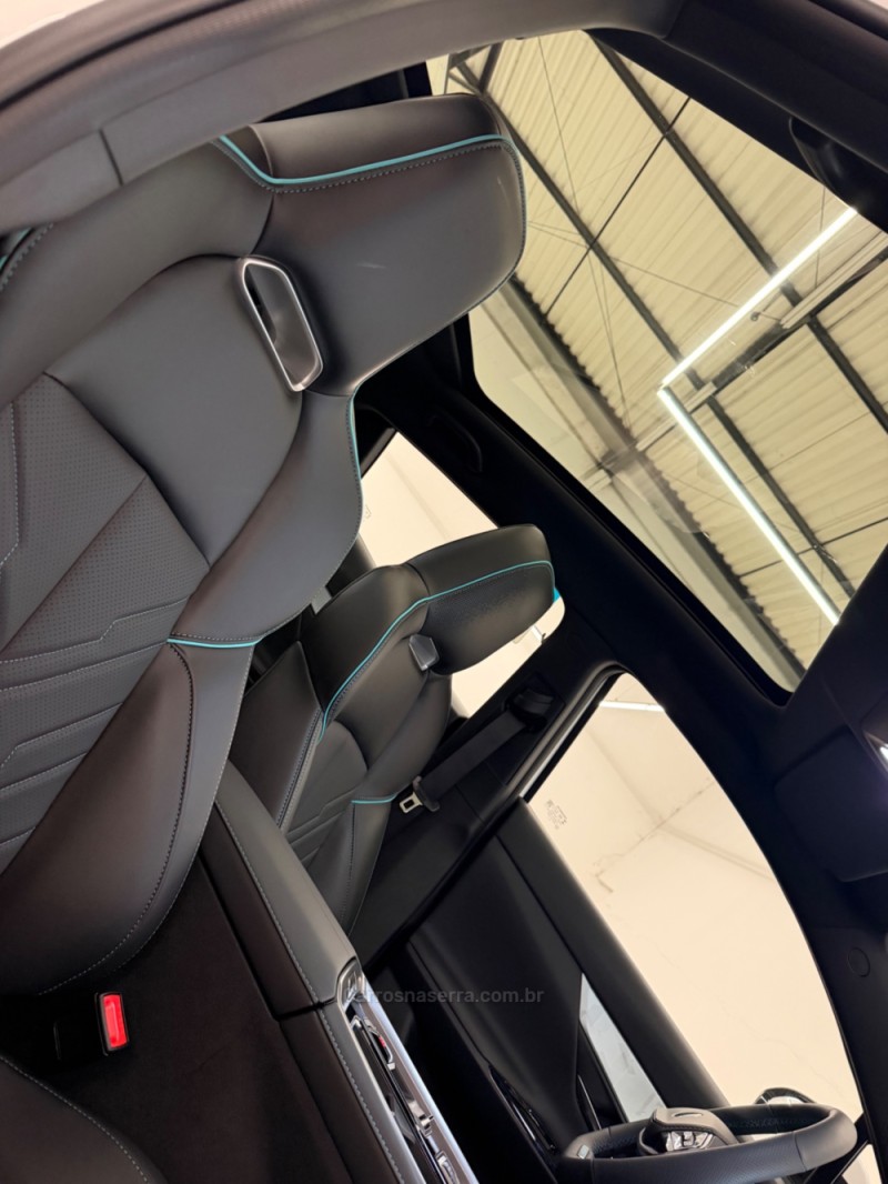 UNI-T 1.5 INFINITY 16V 4P FLEX AUTOMÁTICO - 2027 - CAXIAS DO SUL