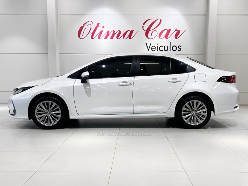 COROLLA 2.0 XEI 16V FLEX 4P AUTOMÁTICO - 2024 - FLORES DA CUNHA